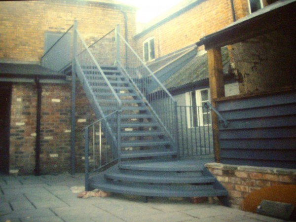 Stairs with Corner Steps