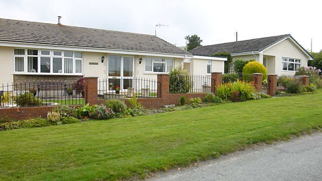 Garden Railings on Bungalow